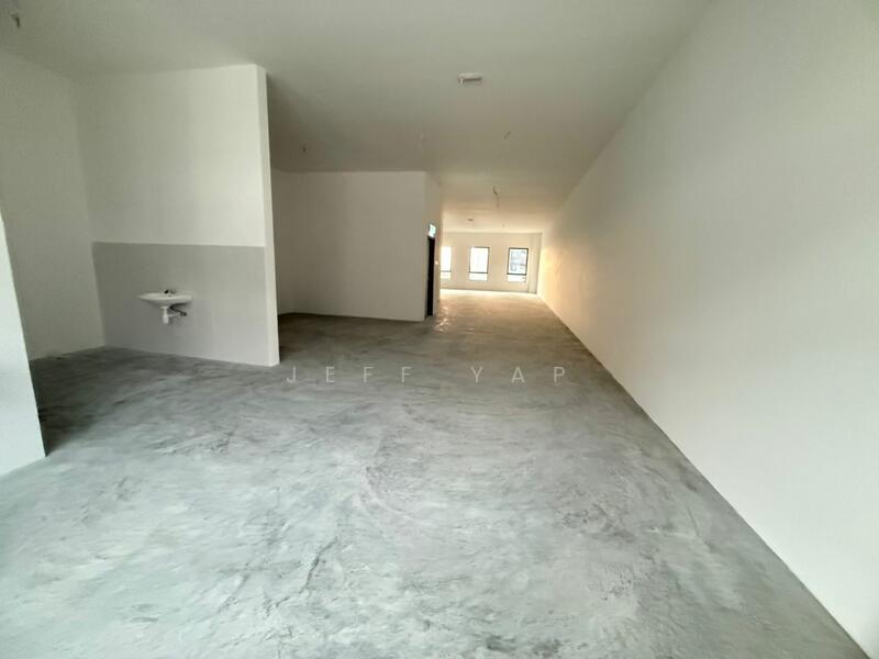 Shop / Office for Rent in Iskandar Puteri (Nusajaya) (Johor) - Jeff Yap - Corridor - PropertyGuru.com.my