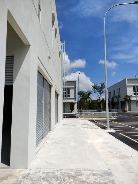 Shop for Rent in Cybersouth (Dengkil) - William Tan - Exterior - PropertyGuru.com.my