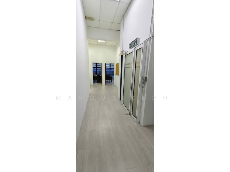 Shop / Office for Rent in Subang Jaya (Selangor) - Marcus Keoh - Corridor - PropertyGuru.com.my