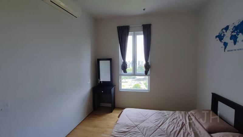 2nd Bedroom