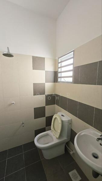 2-storey Terraced House for Sale in Station 18 (Ipoh) - Donald Goh - Bathroom - PropertyGuru.com.my