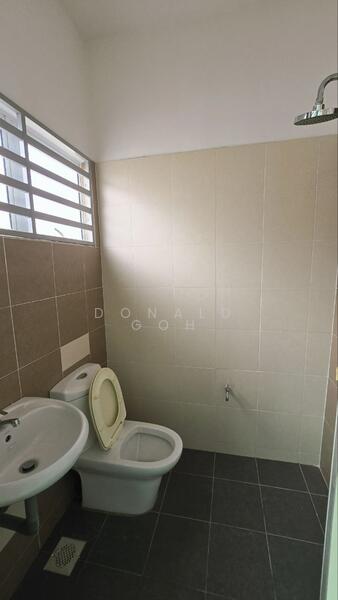 2-storey Terraced House for Sale in Station 18 (Ipoh) - Donald Goh - Bathroom - PropertyGuru.com.my