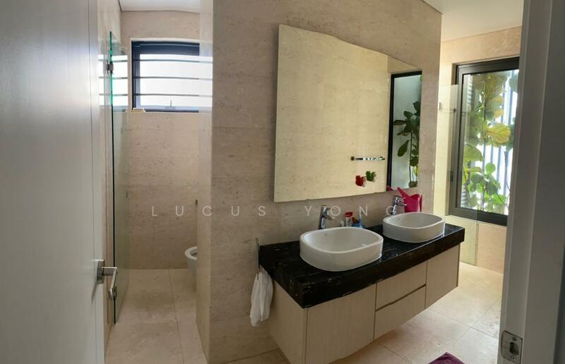 Semi-Detached House for Sale in Sungai Besi (Kuala Lumpur) - Lucus Yong - Bathroom - PropertyGuru.com.my