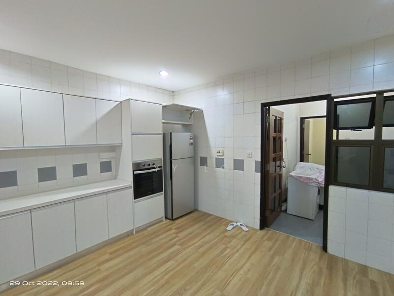 Untuk Dijual - Sri Mahkota