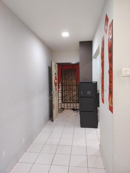 Condominium for Sale at Sri Putramas - Chris Choo - Corridor - PropertyGuru.com.my