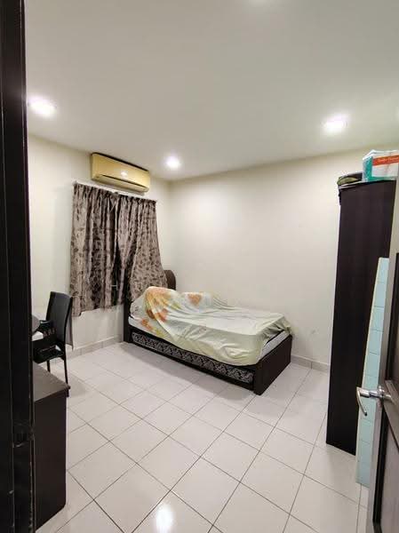 Condominium for Sale at Sri Putramas - Chris Choo - Bedroom - PropertyGuru.com.my