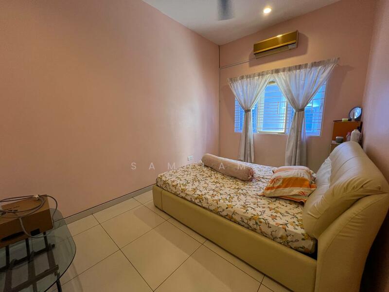 2-storey Terraced House for Sale in Bandar Seri Botani (Simpang Pulai) - Sam Lam - Bedroom - PropertyGuru.com.my