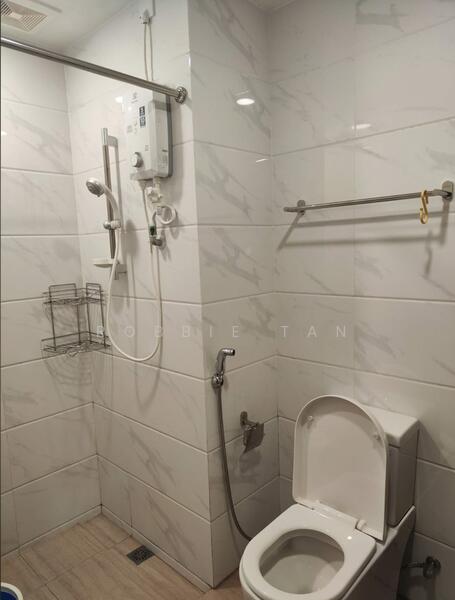 Service Residence for Rent at Country Garden Central Park - Robbie Tan - Bathroom - PropertyGuru.com.my