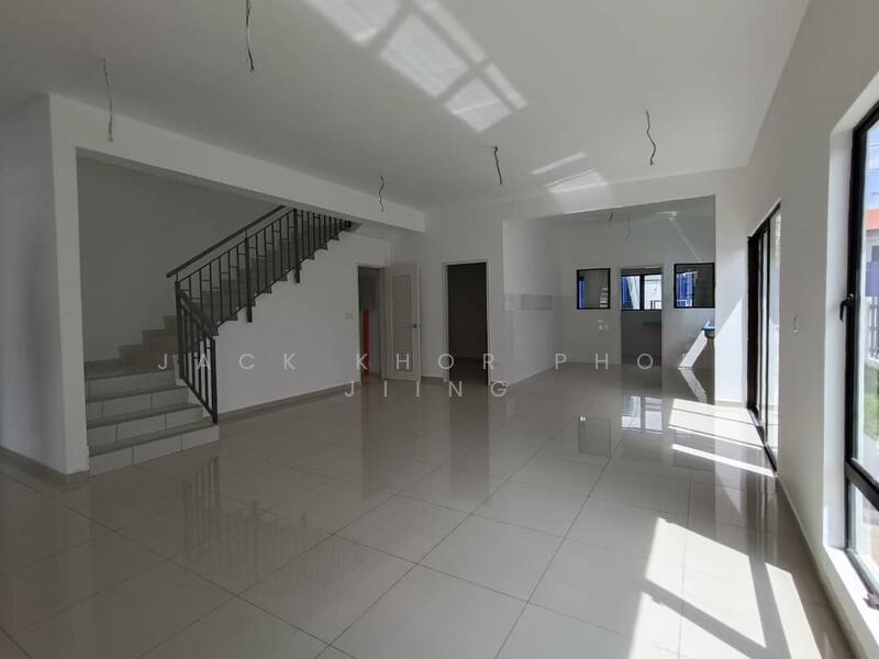 Untuk Dijual - Setia Utama 3 Bywater