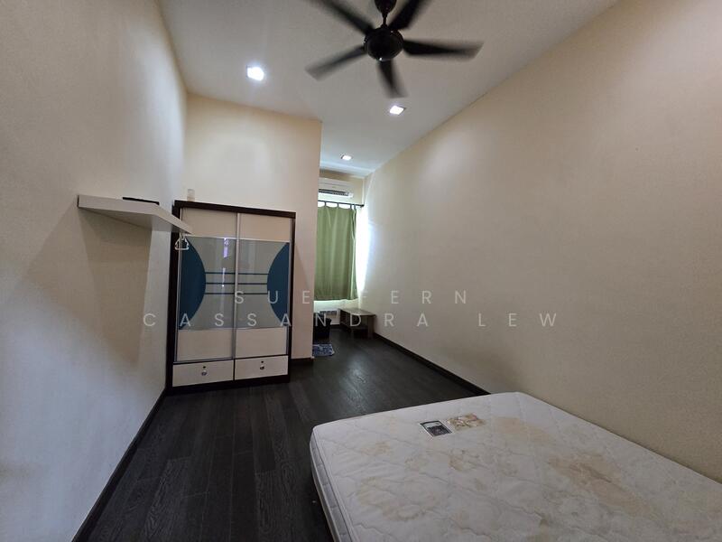 For Sale - Taman Perindustrian Puchong Utama