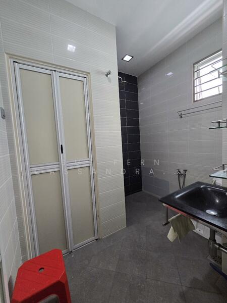 For Sale - Taman Perindustrian Puchong Utama