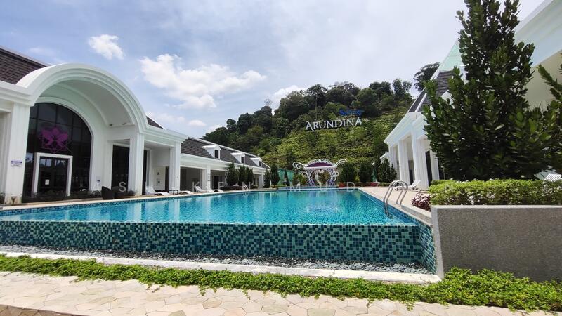 Club House - Swimming Pool 