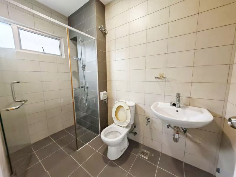 Semi-Detached House for Sale in Ambang Botanic (Klang) - Matthew Lim - Bathroom - PropertyGuru.com.my