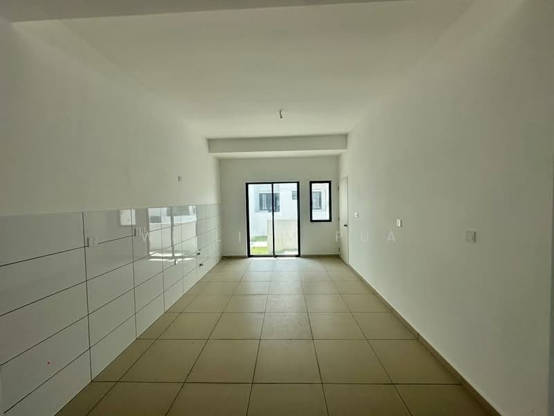 2-storey Terraced House for Rent in Dengkil (Selangor) - William Pua - Living Room - PropertyGuru.com.my