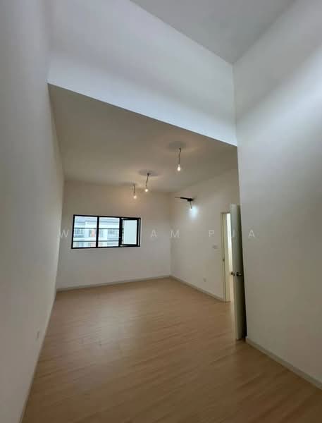2-storey Terraced House for Sale in Dengkil (Selangor) - William Pua - Living Room - PropertyGuru.com.my