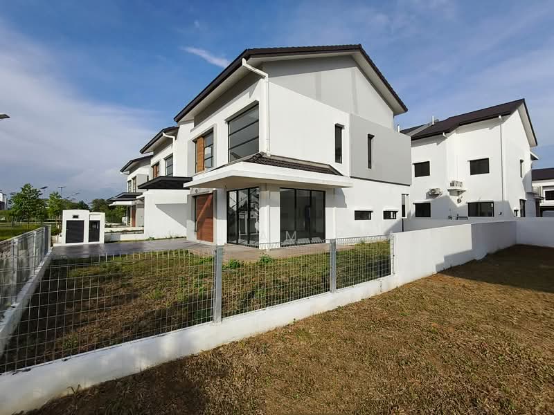 2-storey Terraced House for Sale in Dengkil (Selangor) - William Pua - Exterior - PropertyGuru.com.my
