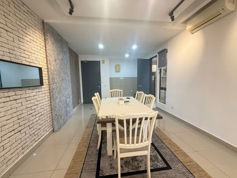 Kondominium untuk Disewa di Selayang 18 - Bowie Liao - Dining Room - PropertyGuru.com.my