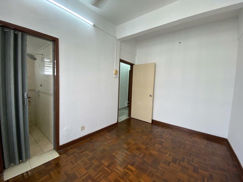 Apartment for Rent at Subang Perdana Goodyear Court 10 - Judy Chan - Bathroom - PropertyGuru.com.my