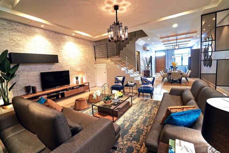 2.5-storey Terraced House for Sale in Bandar Nusaputra (Puchong) - Connie Chew - Living Room - PropertyGuru.com.my