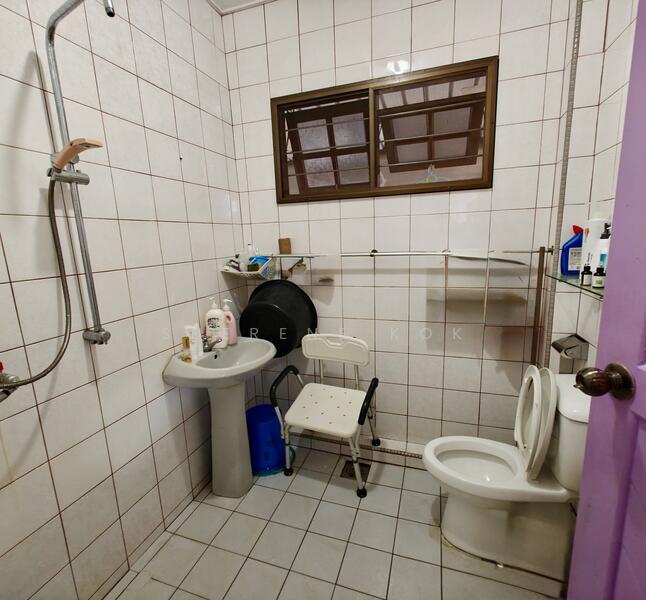 Bungalow for Sale in Tabuan Desa (Kuching) - Sherene Kok - Bathroom - PropertyGuru.com.my