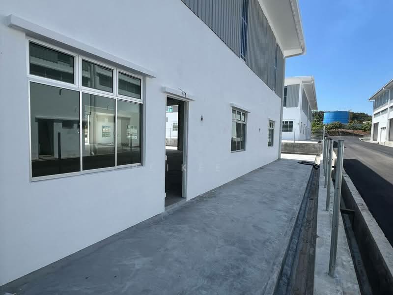 Shop / Office for Rent in Ayer Keroh (Melaka) - Peikee . - Exterior - PropertyGuru.com.my