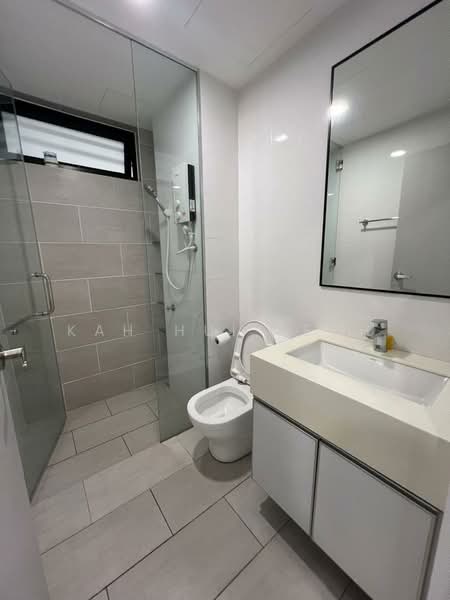 Vertu Resort untuk Untuk Disewa - RM 2,000 /bulan, Apr 2026 - Bathroom - PropertyGuru.com.my