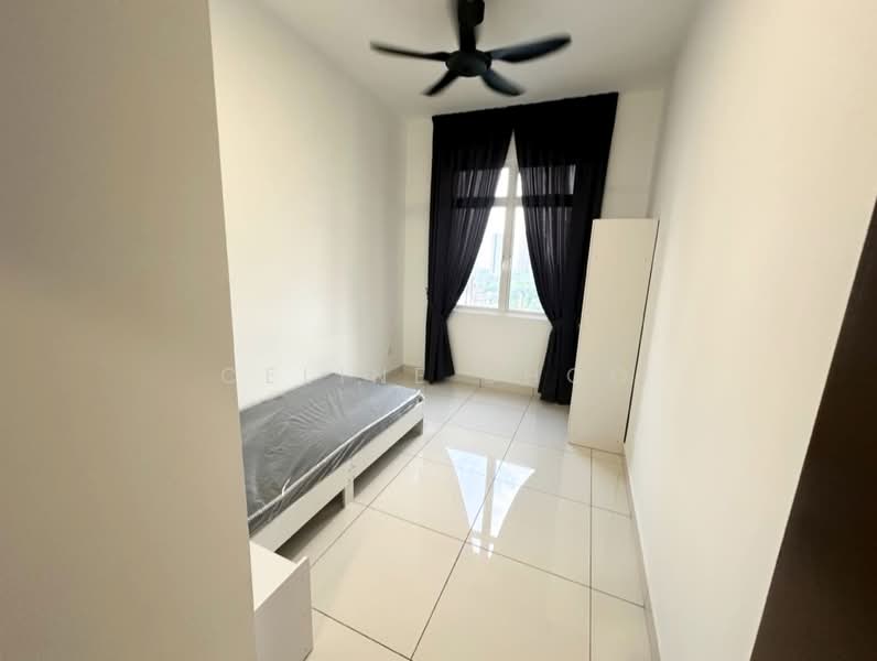 Condominium for Rent at Paraiso Residence @ The Earth - Celine Shoo - Bedroom - PropertyGuru.com.my