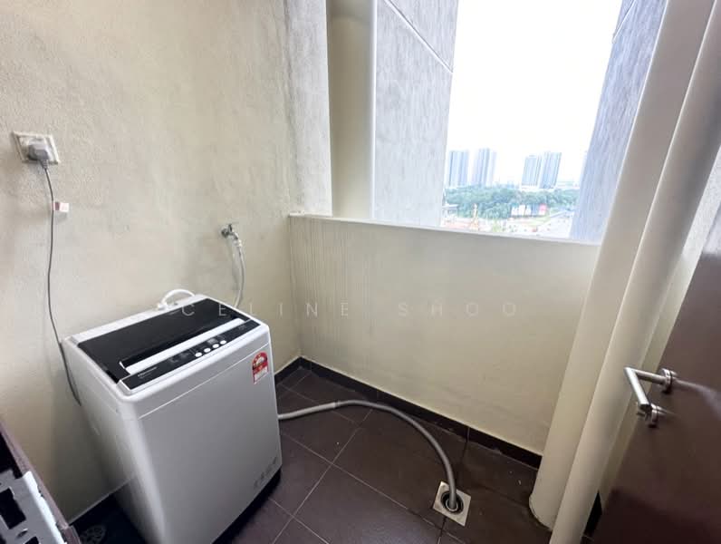 Condominium for Rent at Paraiso Residence @ The Earth - Celine Shoo - Balcony - PropertyGuru.com.my