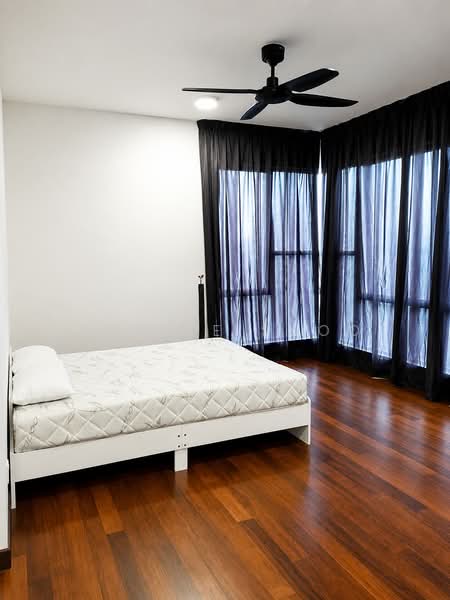 Condominium for Rent at Paraiso Residence @ The Earth - Celine Shoo - Bedroom - PropertyGuru.com.my