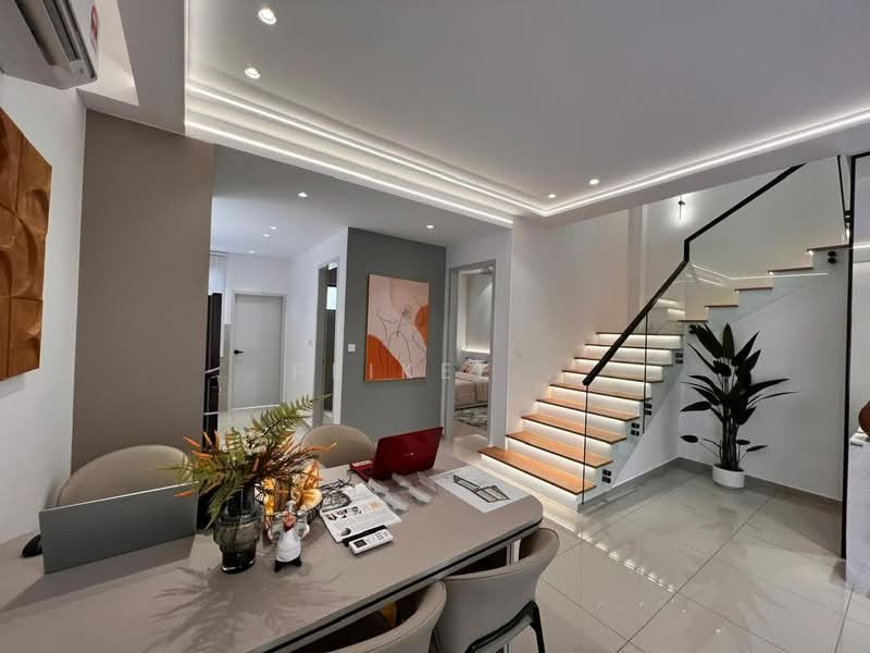 batu beremdan untuk Untuk Dijual - RM 570,000, Mac 2026 - Living Room - PropertyGuru.com.my