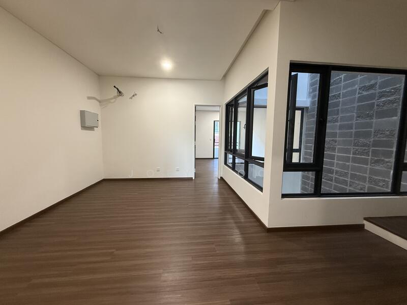 Terraced House for Sale in Happy Garden (Kuchai Lama) - Joey Hoo - Living Room - PropertyGuru.com.my