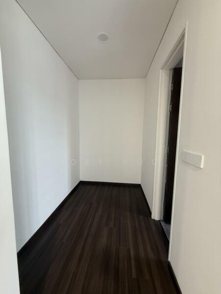 Terraced House for Sale in Happy Garden (Kuchai Lama) - Joey Hoo - Corridor - PropertyGuru.com.my
