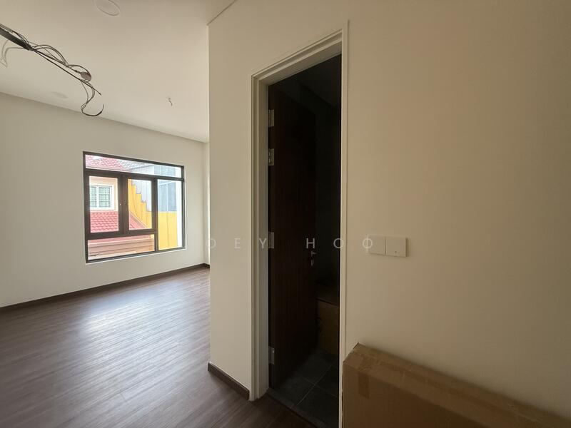 Terraced House for Sale in Happy Garden (Kuchai Lama) - Joey Hoo - Living Room - PropertyGuru.com.my