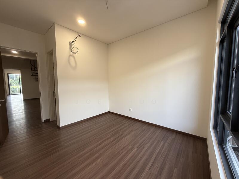 Terraced House for Sale in Happy Garden (Kuchai Lama) - Joey Hoo - Corridor - PropertyGuru.com.my