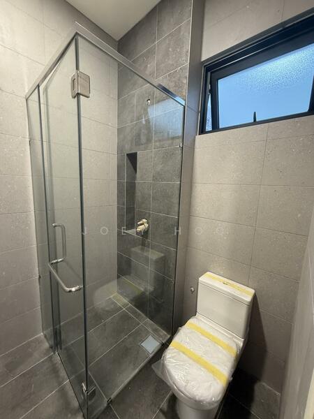 Terraced House for Sale in Happy Garden (Kuchai Lama) - Joey Hoo - Bathroom - PropertyGuru.com.my