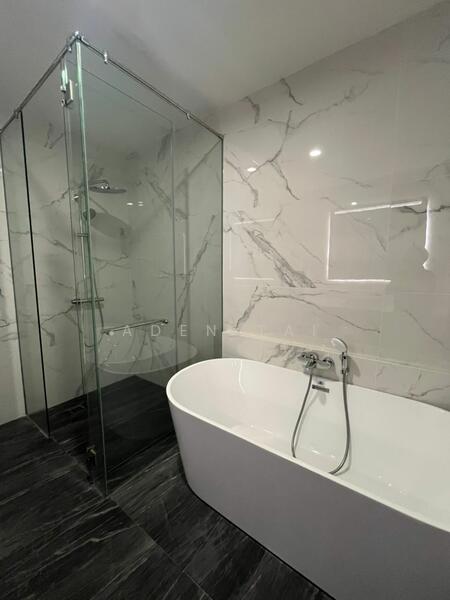 Servis Apartment untuk Dijual di Core Residence @ TRX - Aden Tai - Bathroom - PropertyGuru.com.my