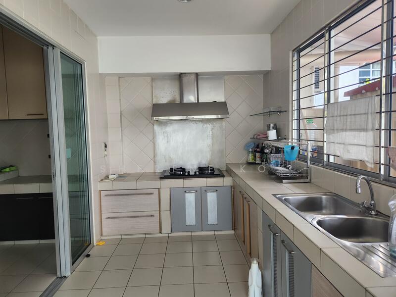 Rumah Berkembar untuk Dijual di Taman BDC (Kuching) - Sherene Kok - Kitchen - PropertyGuru.com.my