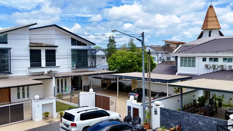 Rumah Berkembar untuk Dijual di Taman BDC (Kuching) - Sherene Kok - Exterior - PropertyGuru.com.my