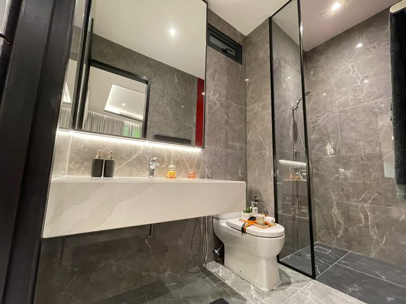 Service Residence for Sale at Skylon Residences - Dexter Lim - Bathroom - PropertyGuru.com.my