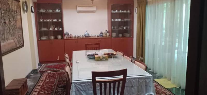 Bungalow House untuk Dijual di Taman Damansara Endah (Damansara Heights) - Jean Chiew - Dining Room - PropertyGuru.com.my
