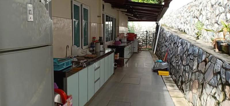 Bungalow House untuk Dijual di Taman Damansara Endah (Damansara Heights) - Jean Chiew - Kitchen - PropertyGuru.com.my