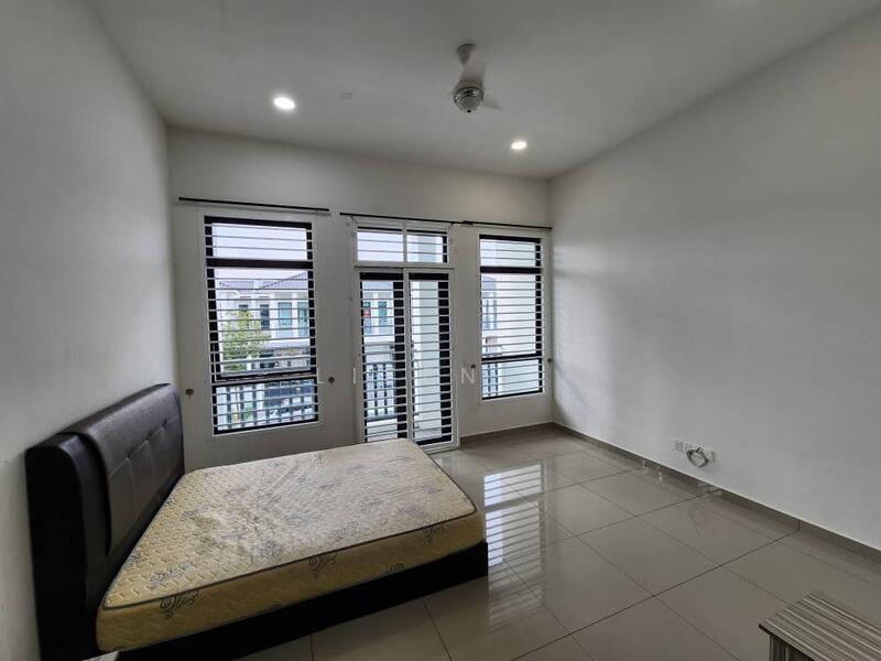 Terraced House for Sale in Kota Masai (Pasir Gudang) - Lifen . - Bedroom - PropertyGuru.com.my