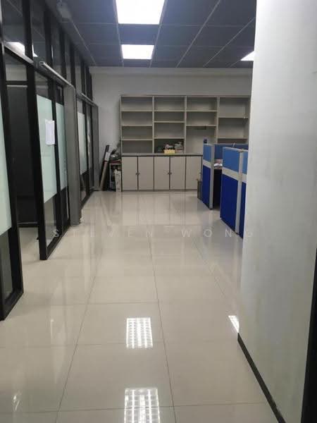 Semi-D Factory for Rent in Sek 13, Kaw Perindustrian Bangi (Bandar Baru Bangi) - steven wong - Corridor - PropertyGuru.com.my