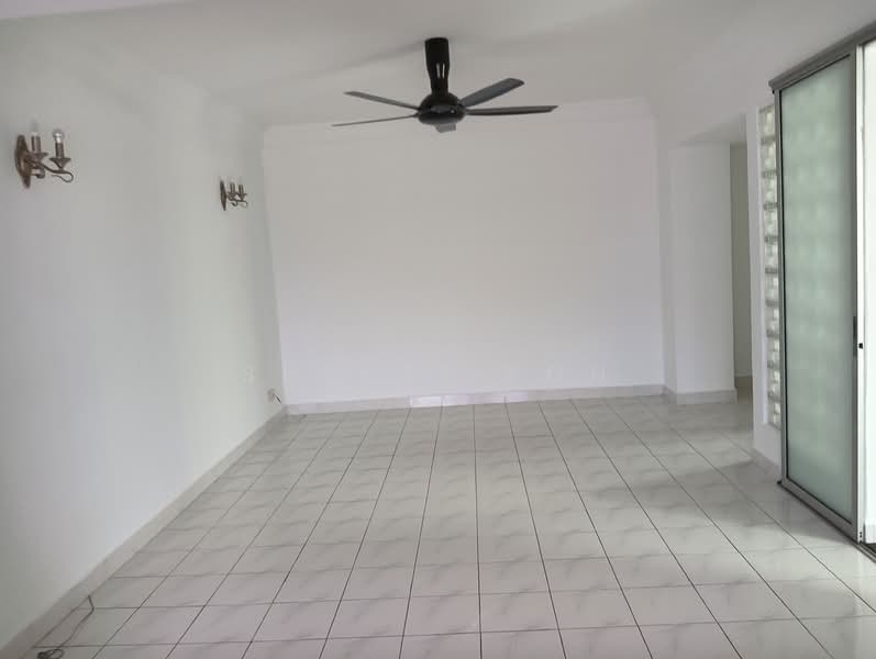 Condominium for Sale at D'aman Crimson - Sherri Koh - Living Room - PropertyGuru.com.my