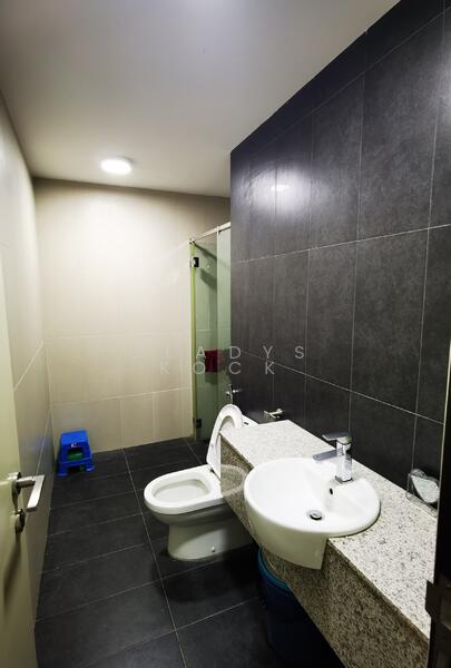 Condominium for Sale at Vertiq - Gladys Kock - Bathroom - PropertyGuru.com.my