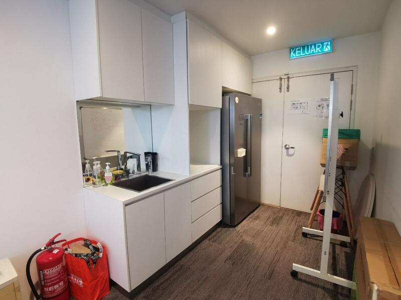 Office for Sale in Mont Kiara (Kuala Lumpur) - Liiezz Lim - Kitchen - PropertyGuru.com.my
