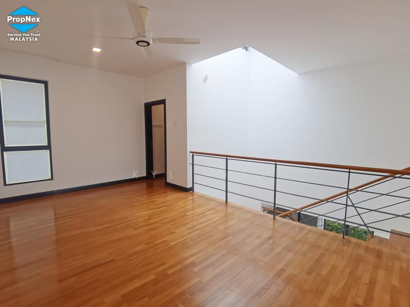 Leisure Farm untuk Untuk Dijual - RM 2,850,000, Mac 2026 - Living Room - PropertyGuru.com.my