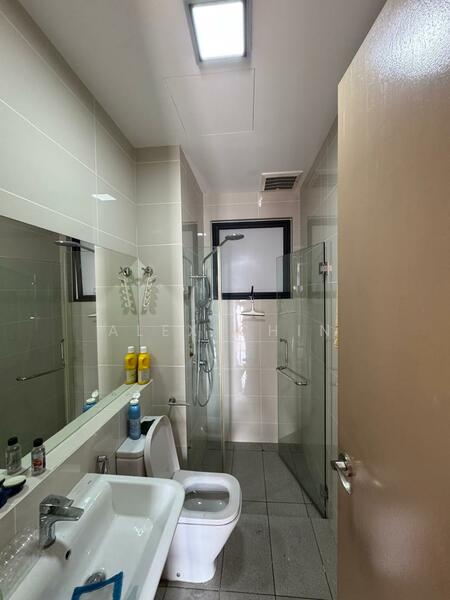 Waltz Residences untuk Untuk Disewa - RM 2,480 /bulan, Feb 2026 - Bathroom - PropertyGuru.com.my