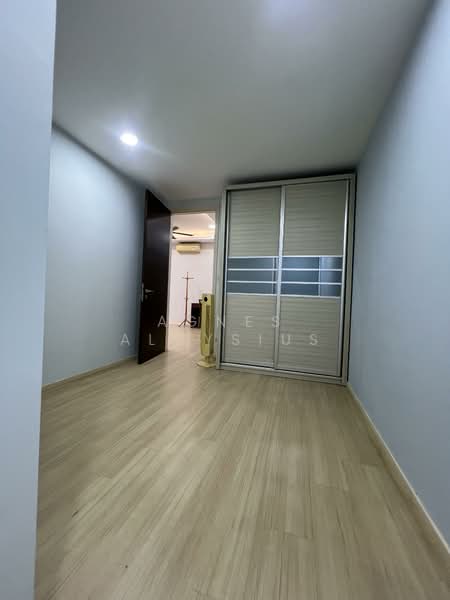 Terraced House for Sale in Taman Puncak Jalil (Seri Kembangan) - Agnes Aloysius - Corridor - PropertyGuru.com.my