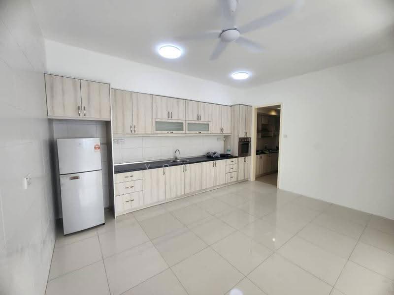 Condominium for Sale at Kiara 1888 - Yong . - Kitchen - PropertyGuru.com.my